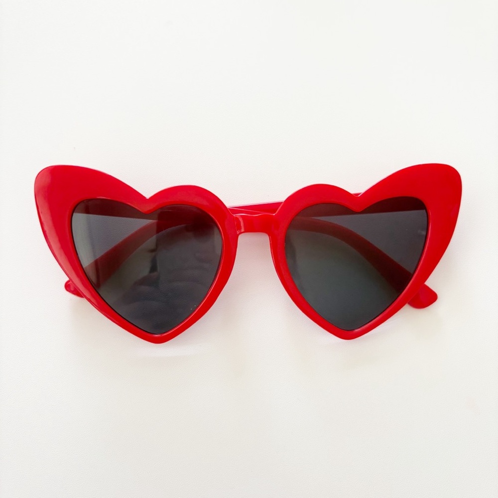 Girls Red Heart Retro Cat Eye Sunglasses